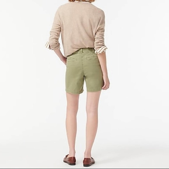 J. Crew 7" stretch chino short in olive sand size 4 - Picture 6 of 11